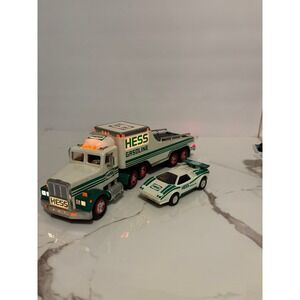 1991 Hess‎ Toy Truck and Racer Gasoline Semi Trailer with Working Lights Vintage